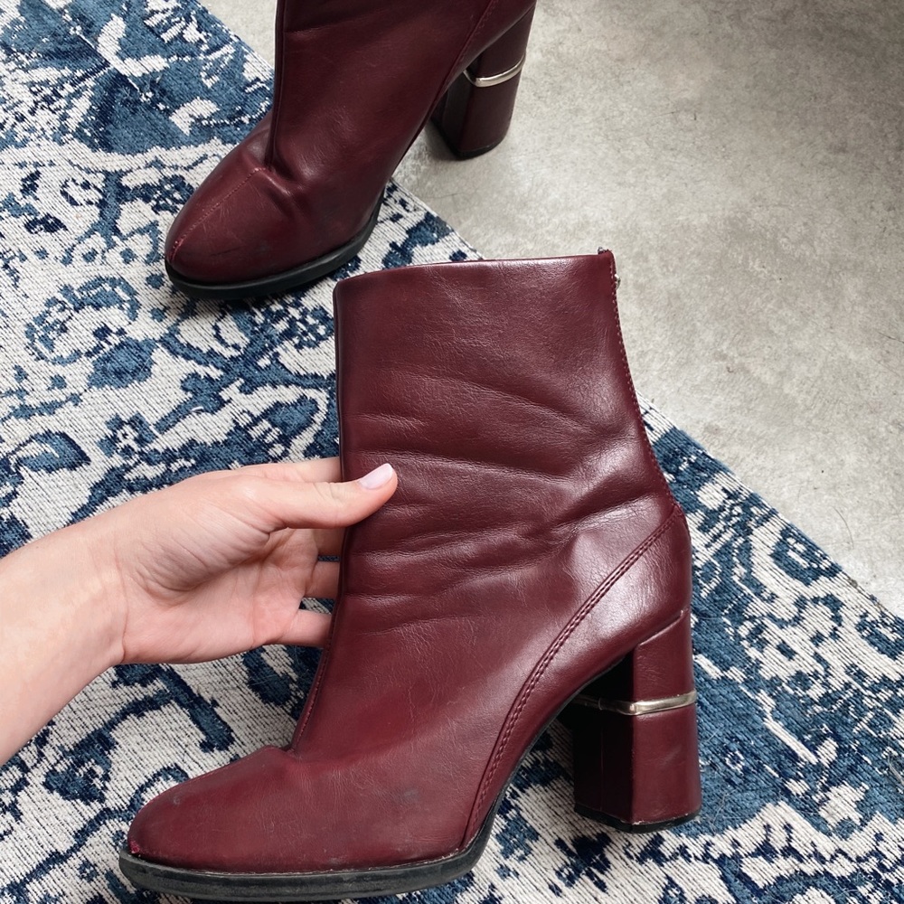 F21 maroon booties